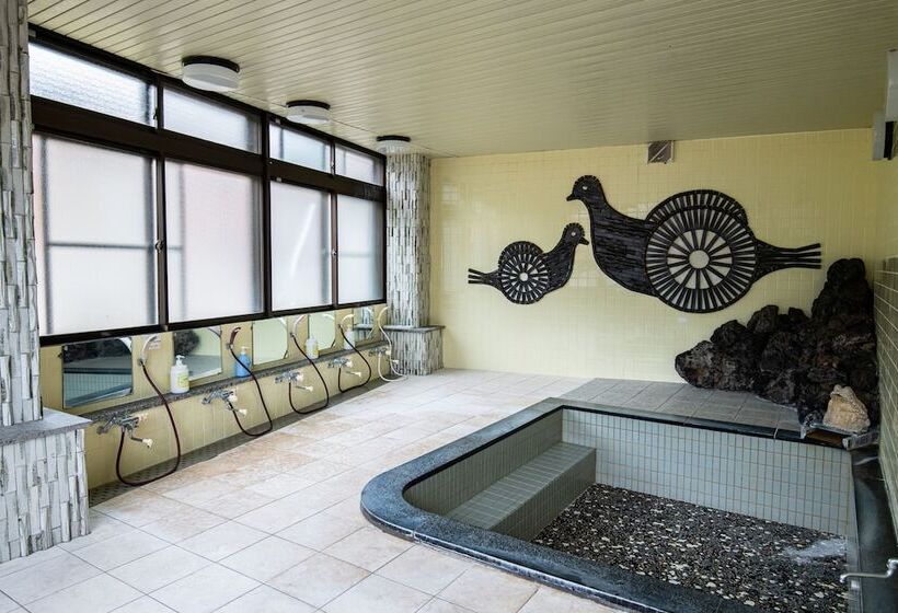 بنسيون Toemu Nozawa Lodge