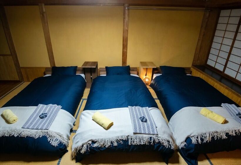 펜션 Toemu Nozawa Lodge