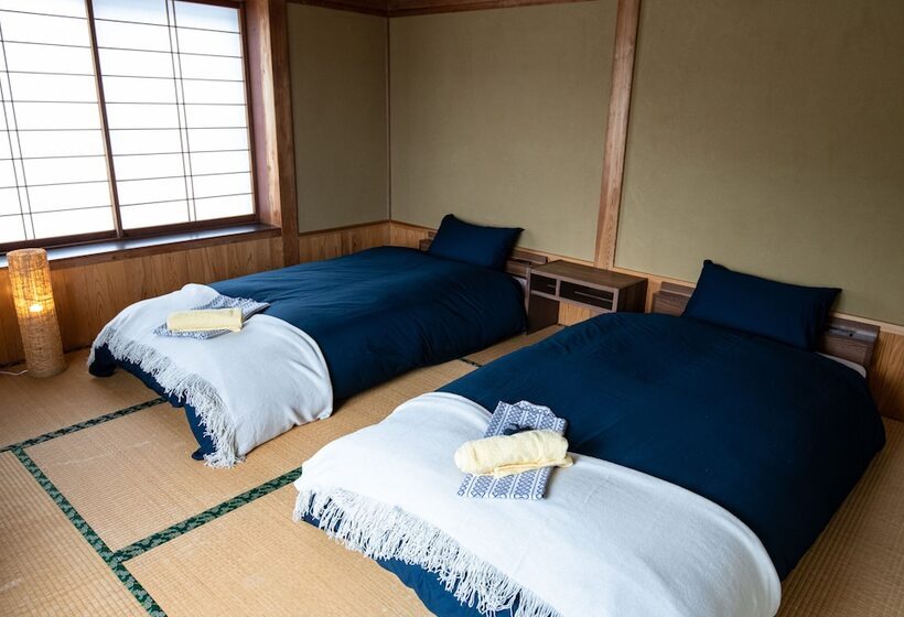 펜션 Toemu Nozawa Lodge