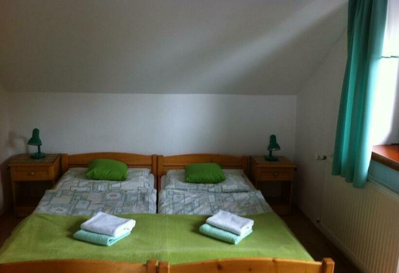 بنسيون Vila Marko