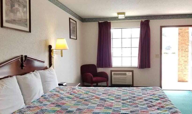 فندق صغير Americas Inn Bardstown