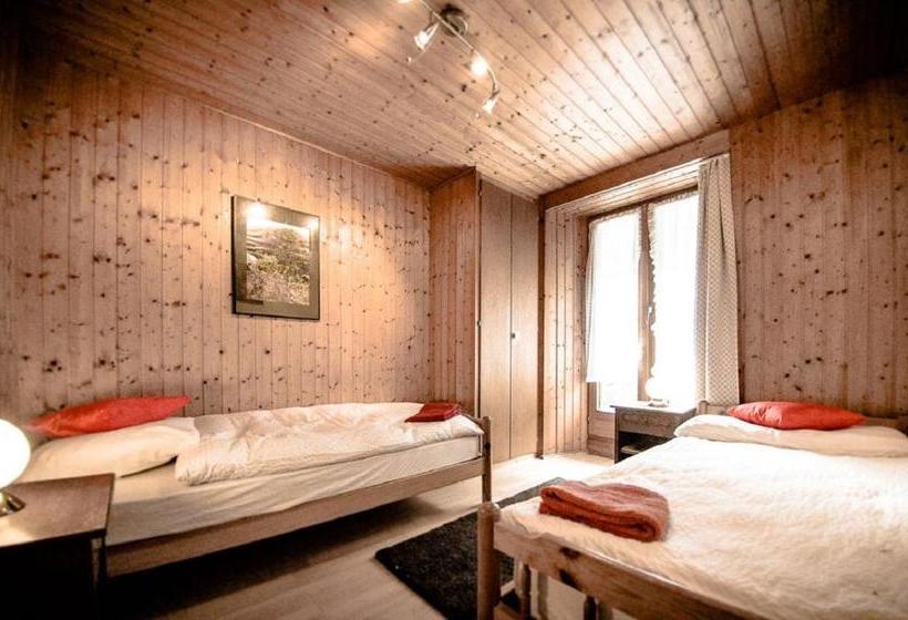 فندق صغير Auberge Du Mont Blanc