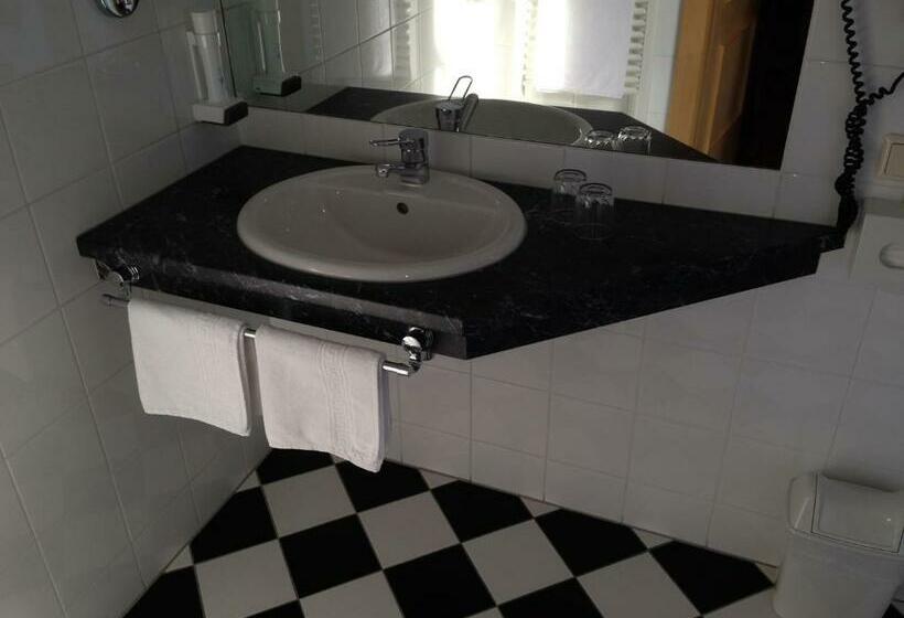 فندق صغير Gasthof Safenhof