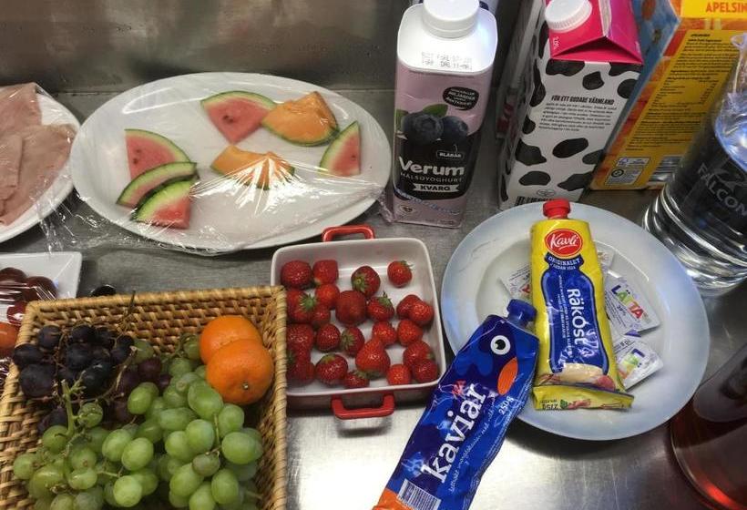 הוסטל Grums Old House