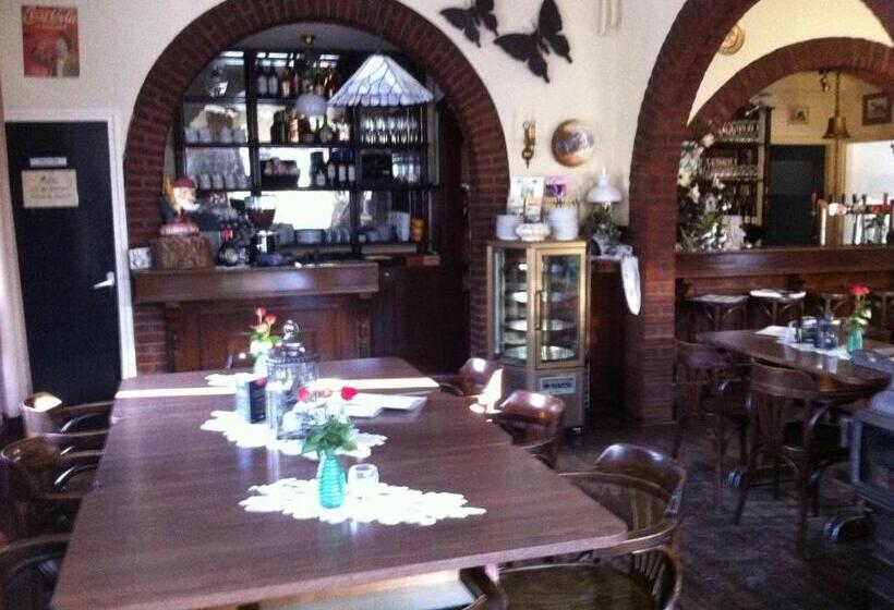 هاستل Herberg De Bos