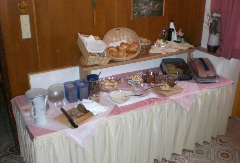 הוסטל Landgasthof Steiner