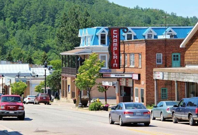 فندق صغير Le Voyageur Inn