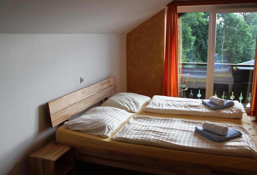 旅馆 Naturgut Gailtal