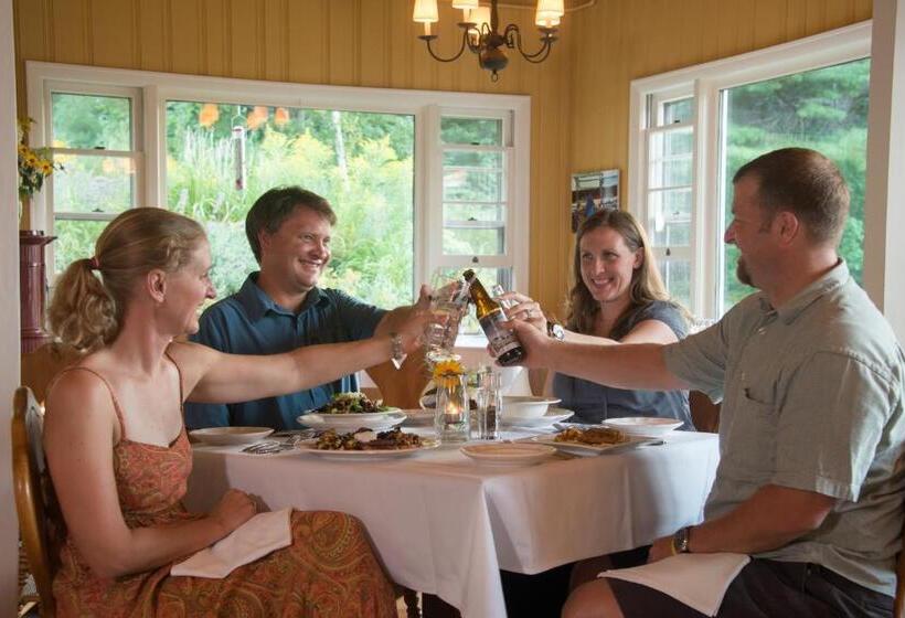 호스텔 Snowvillage Inn