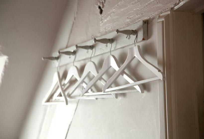 Общежитие The Lion Inn