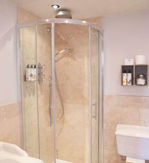 הוסטל The Lion Inn