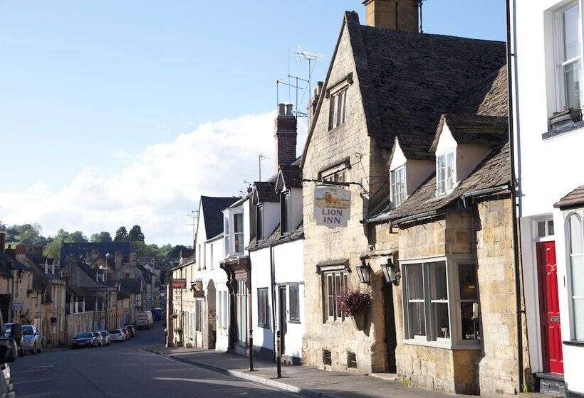 הוסטל The Lion Inn