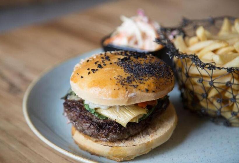 הוסטל The Lion Inn