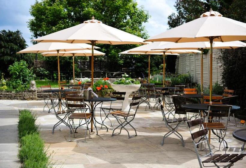 הוסטל The Lion Inn