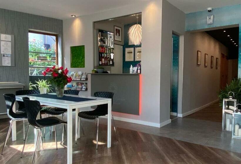 住宿加早餐  Margaréta Garden & Spa