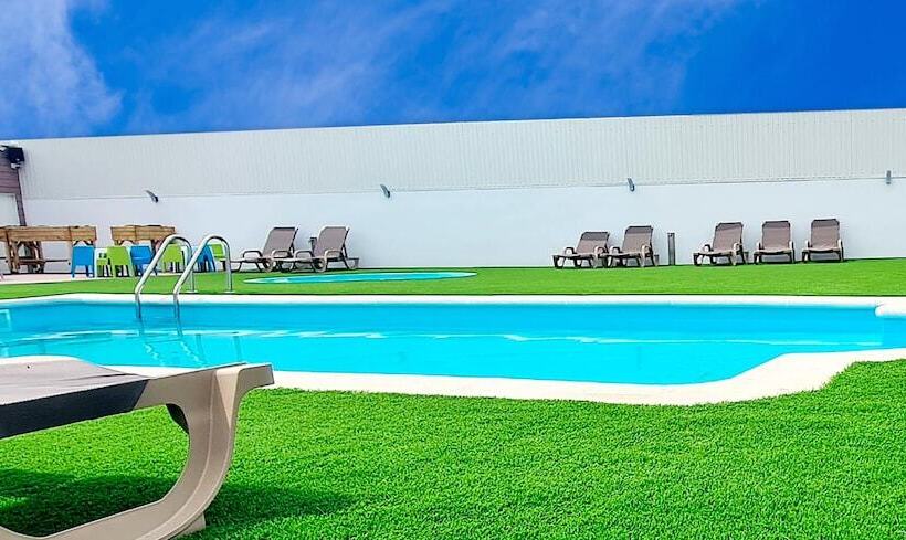 Hmb Fermentelos Hotels