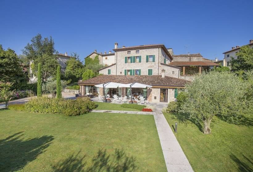 בית מלון כפרי Antico Casale Bergamini