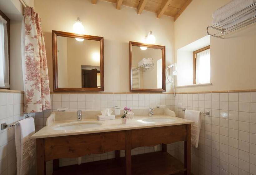 בית מלון כפרי Antico Casale Bergamini