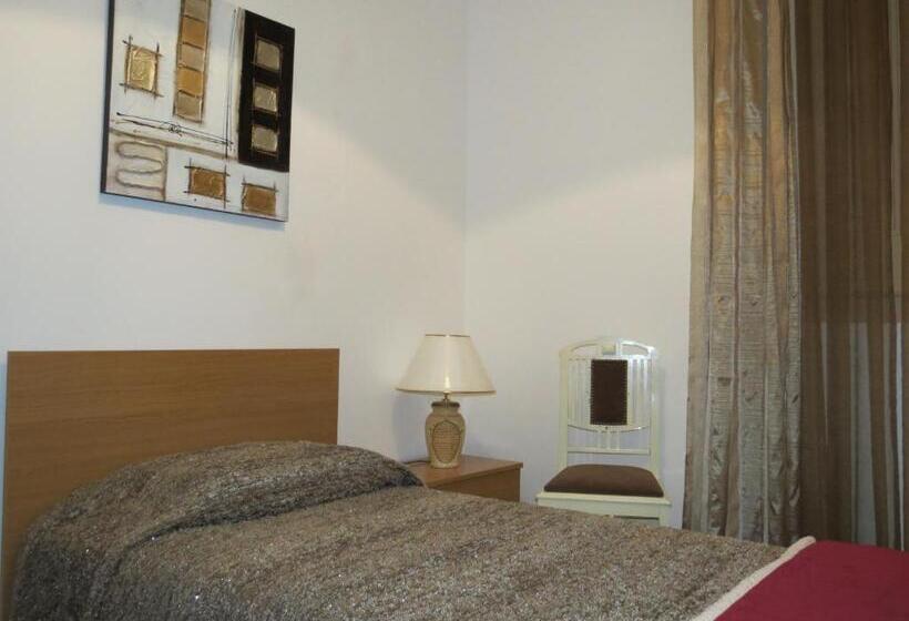 Пансион Alojamento Cesarini