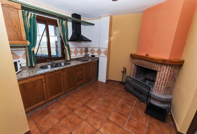 פנסיון Apartamentos Raisa