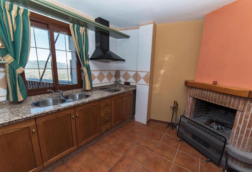 פנסיון Apartamentos Raisa