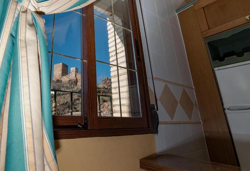 פנסיון Apartamentos Raisa