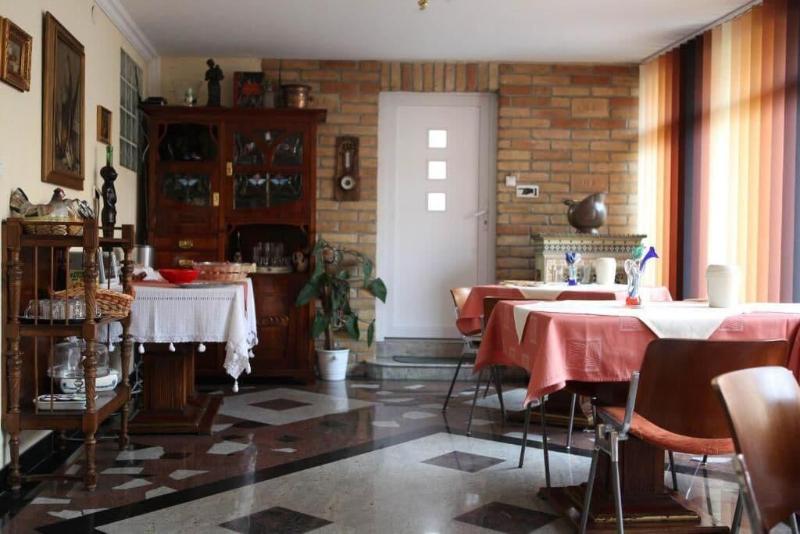 بنسيون Barokk Antik Guest Hause