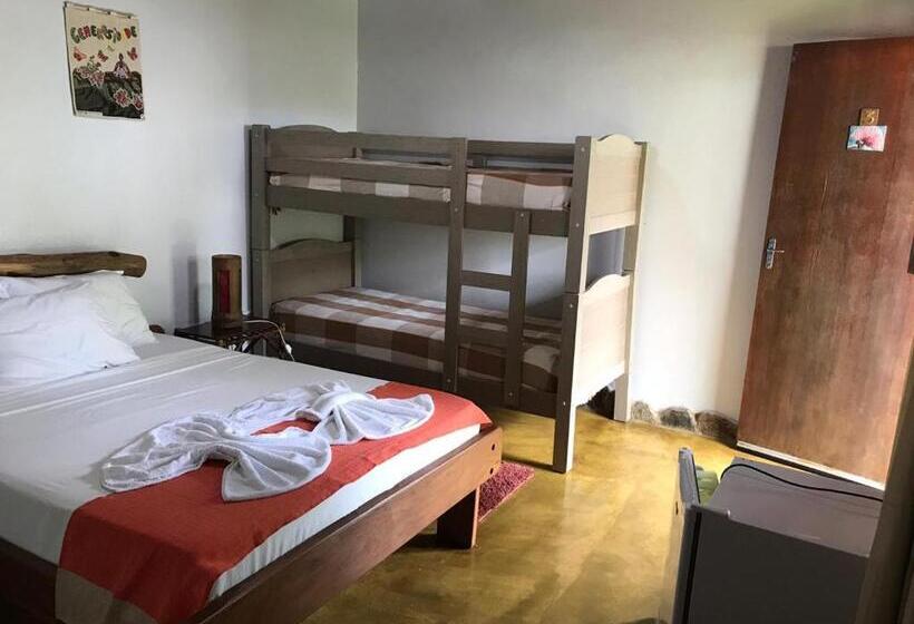 ペンション Buddy's Hostel & Pousada Alto Paraiso