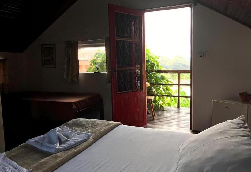 ペンション Buddy's Hostel & Pousada Alto Paraiso