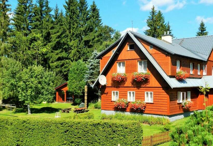 بنسيون Chalupa U Beranů