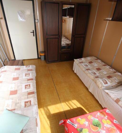 ペンション Garni