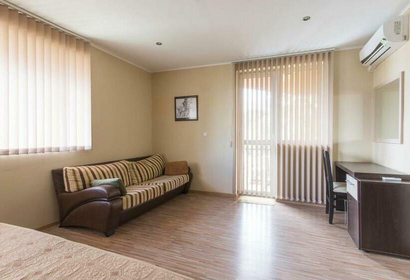 펜션 Guest House La Casa