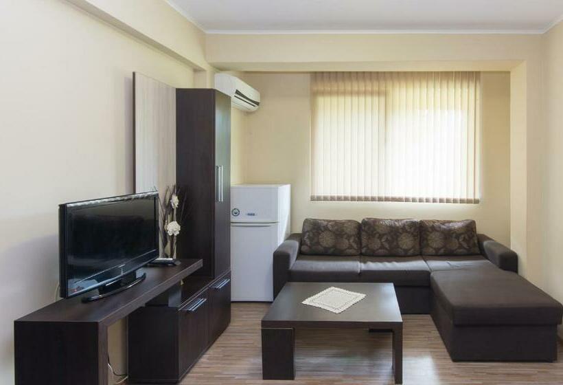 펜션 Guest House La Casa