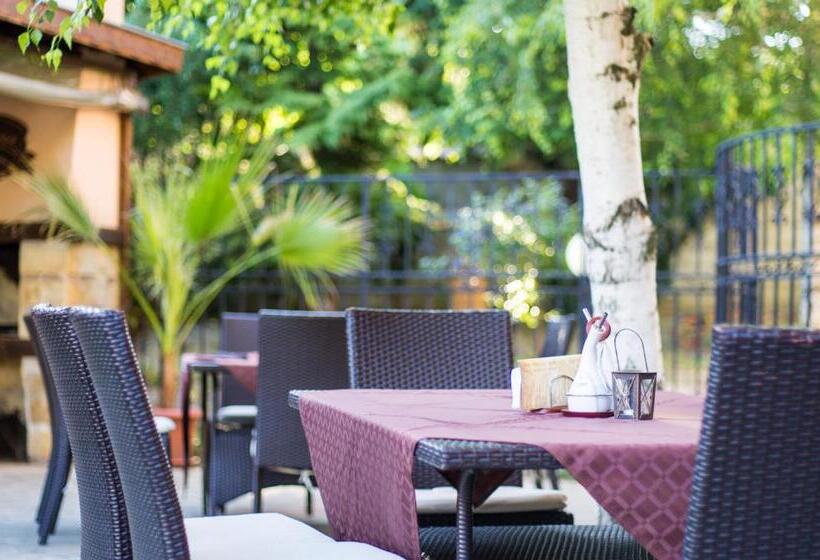 펜션 Guest House La Casa