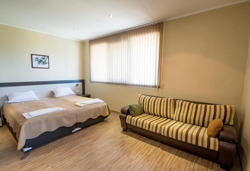 펜션 Guest House La Casa