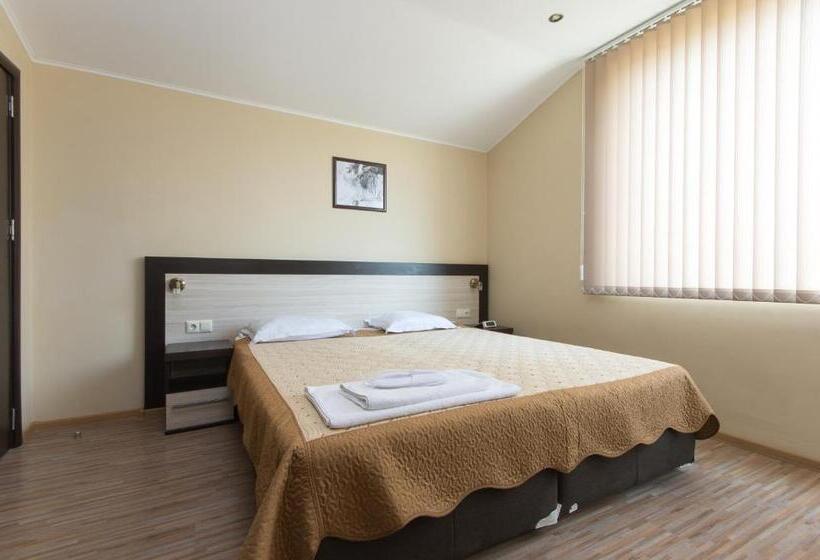 펜션 Guest House La Casa