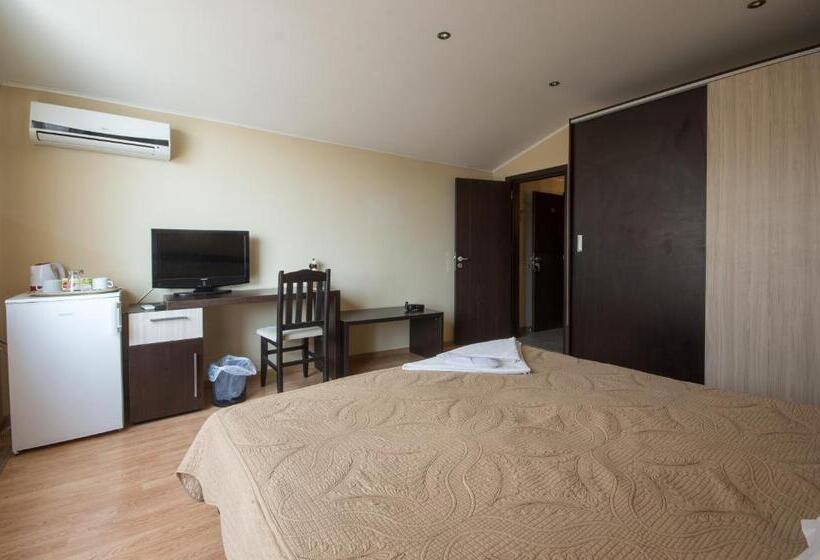 펜션 Guest House La Casa