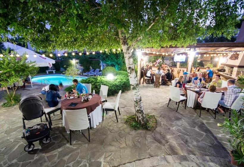 펜션 Guest House La Casa