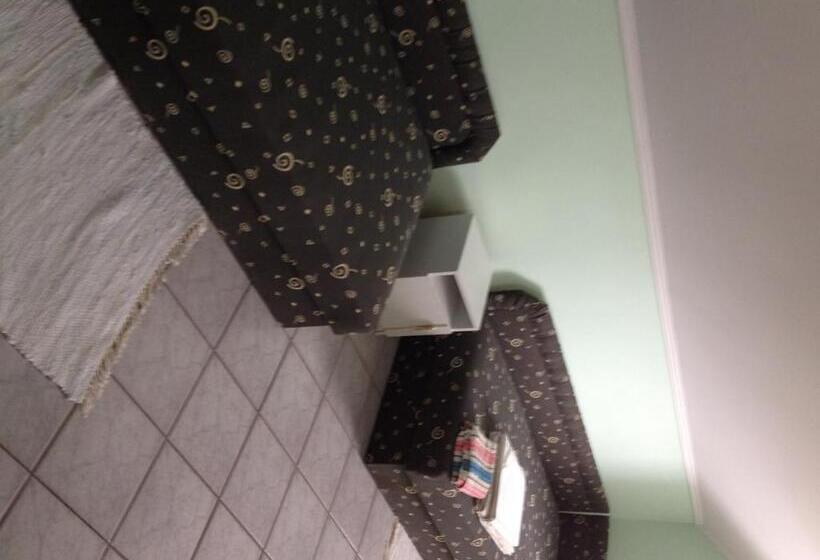 ペンション Györgyi Haus