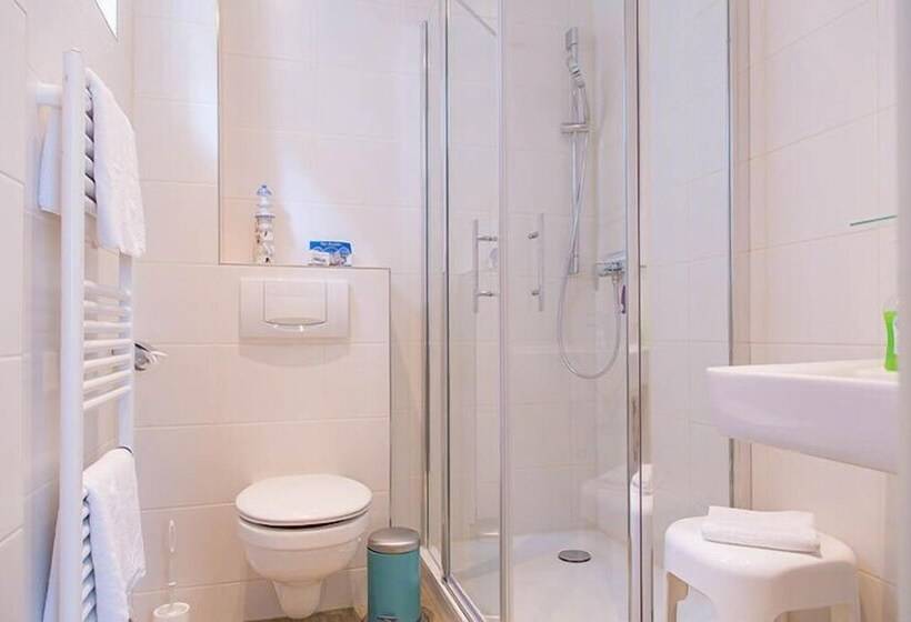 پانسیون Haus Alexander