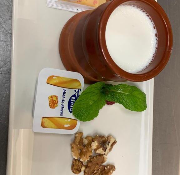 پانسیون Hostal Ezkaurre