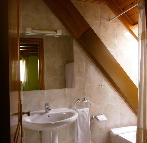 پانسیون Hostal Ezkaurre