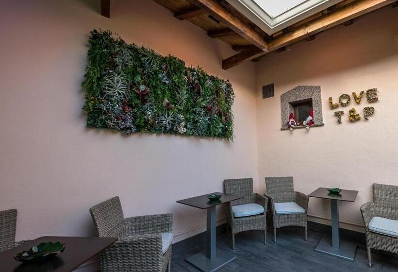 ペンション Hostal La Carretera