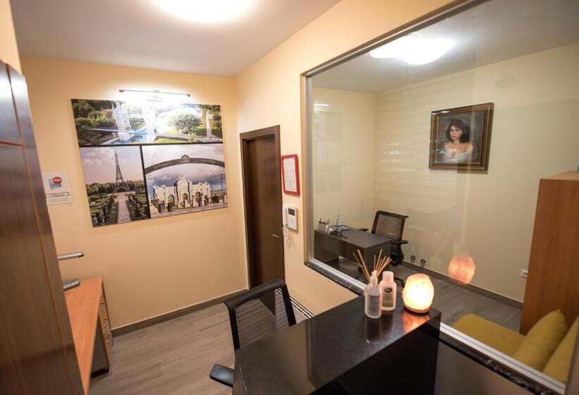 ペンション Hostal La Carretera