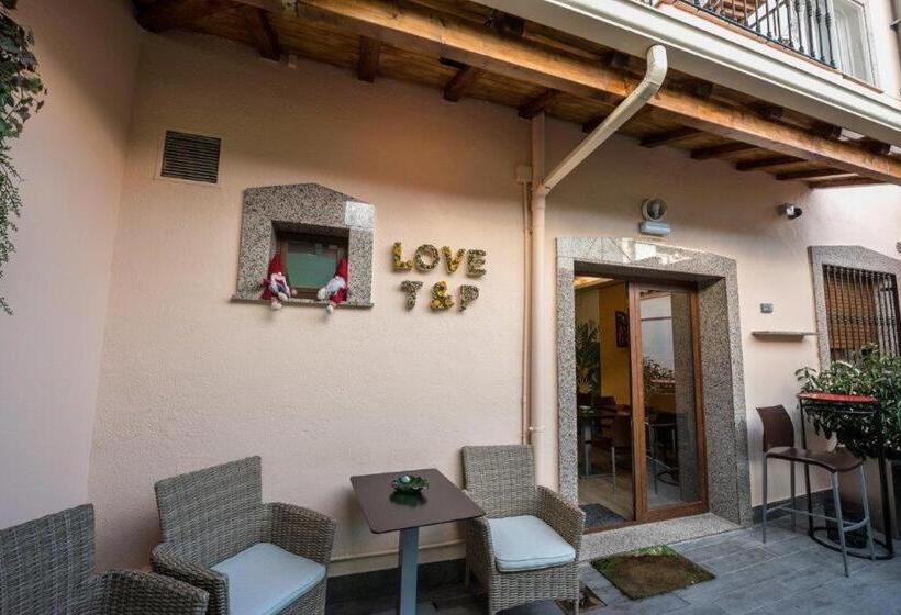 ペンション Hostal La Carretera