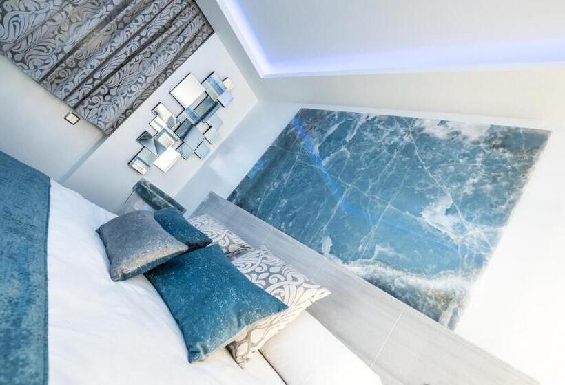 ペンション Hostal La Carretera