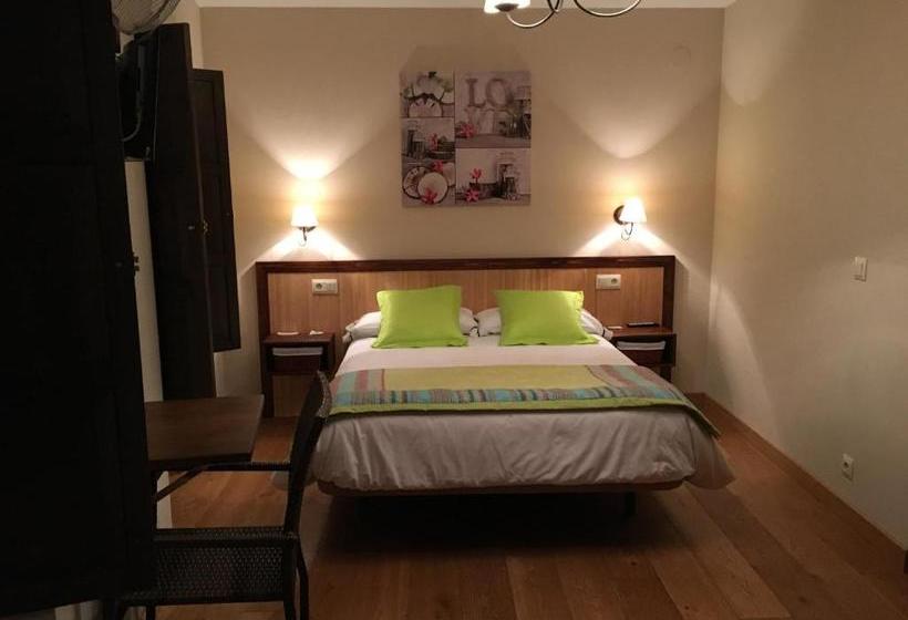 Пансион Hostal Otsoa