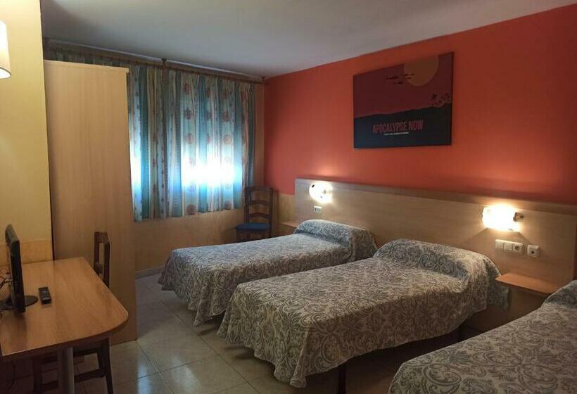 بنسيون Hostal Restaurante Baraka