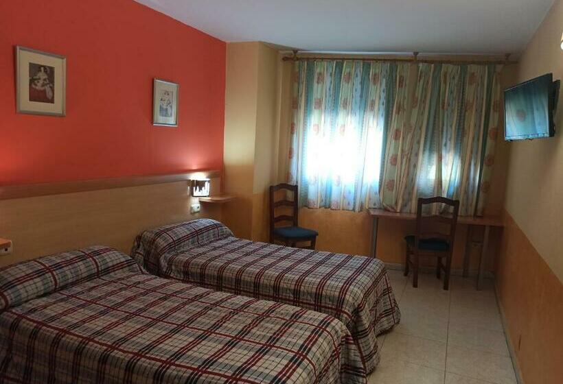 بنسيون Hostal Restaurante Baraka