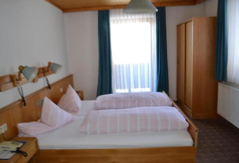 بنسيون Innviertler Berggasthof